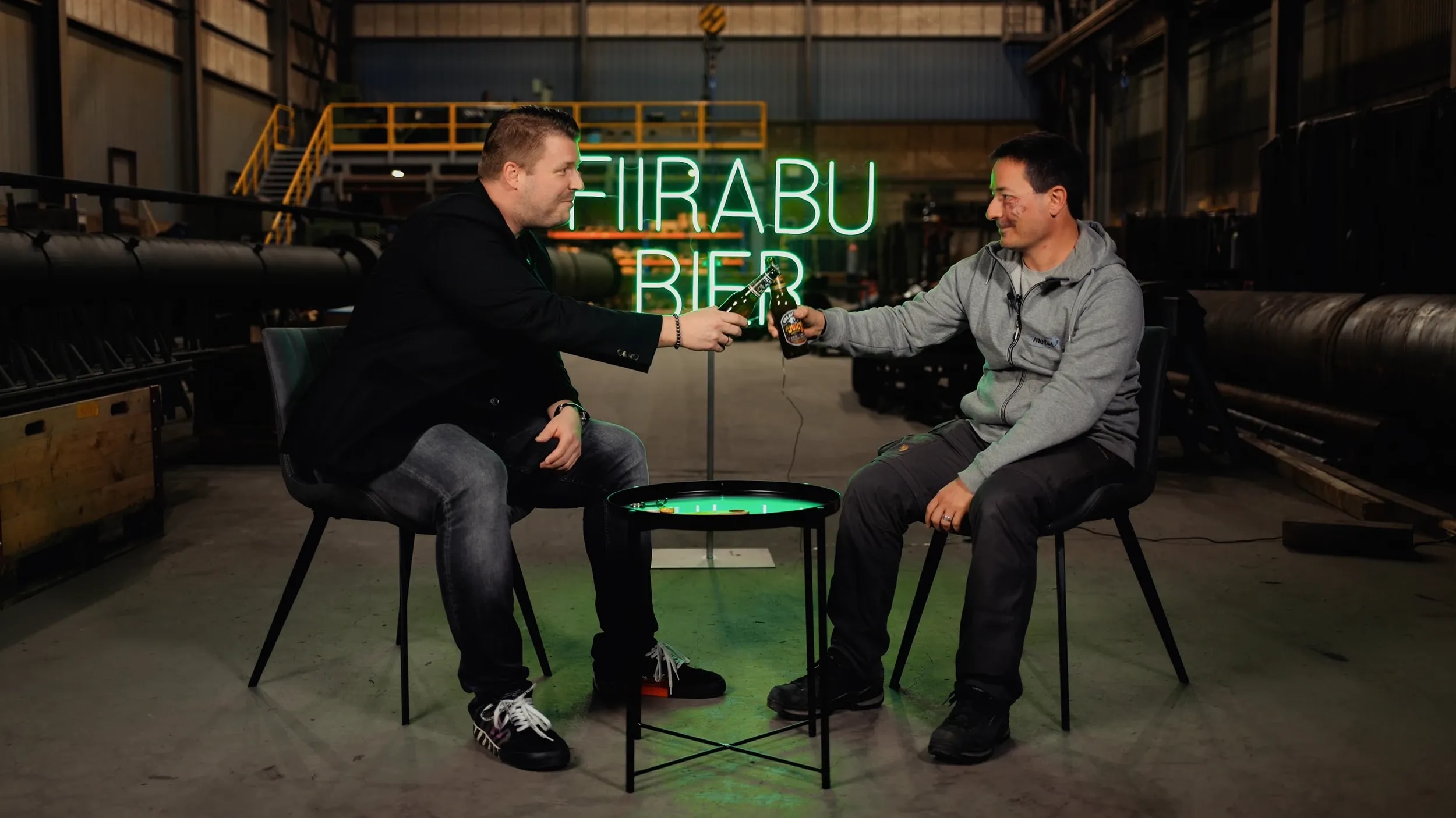 Bild zum Beitrag «Fiirabu Bier mit Florian Hofer»