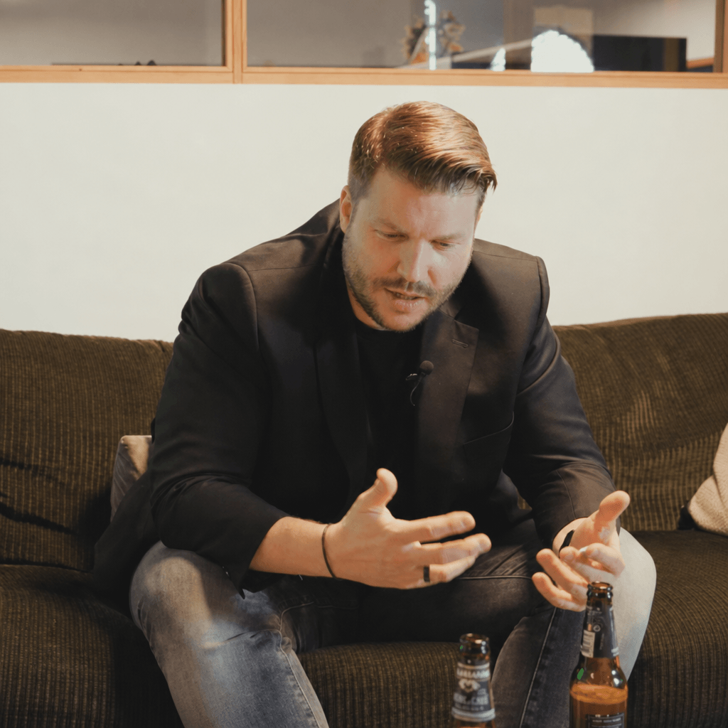 Bild zum Beitrag «Fiirabu Bier mit Sandro Elsig»