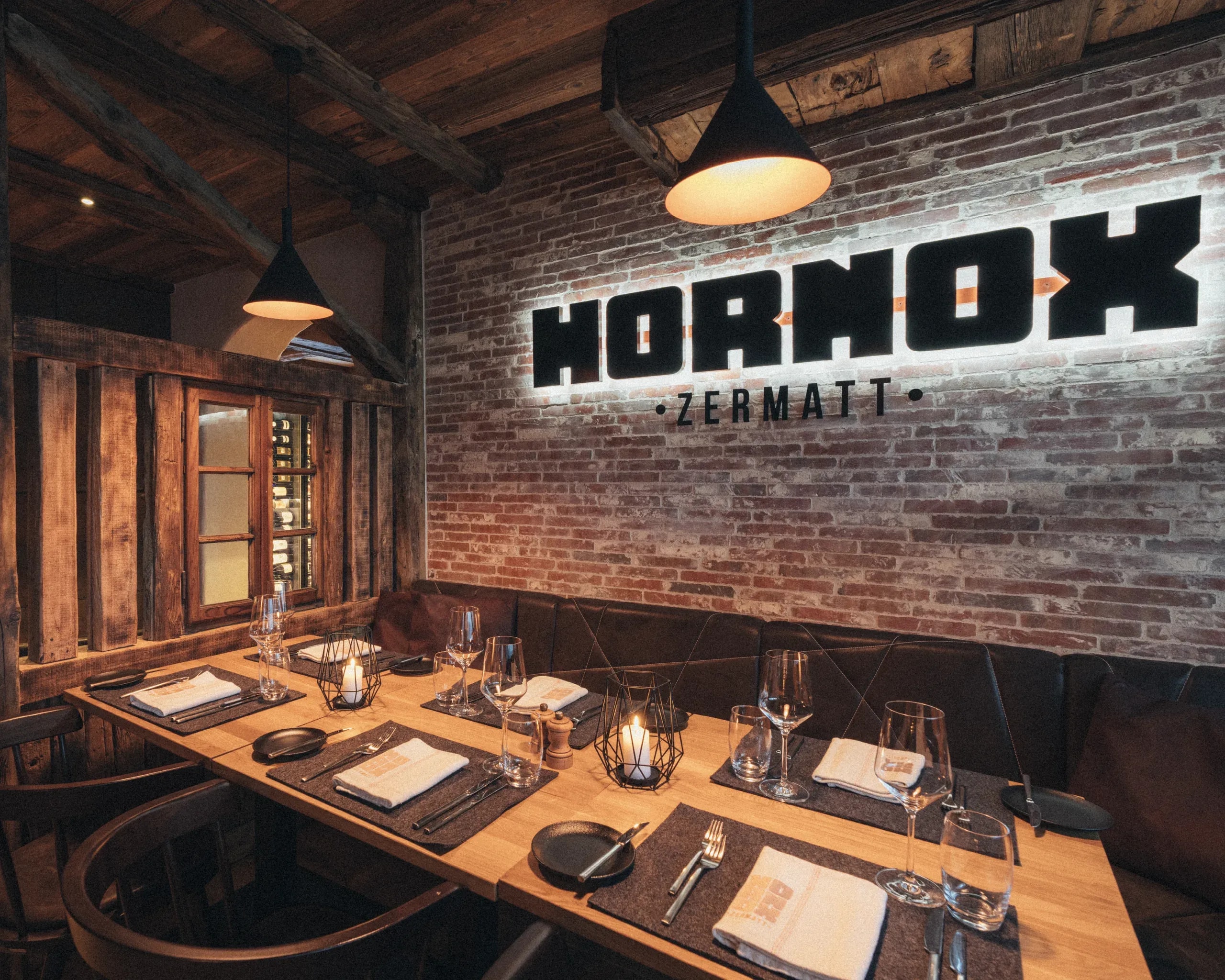 Bild aus dem Projekt «Restaurant HORNOX Zermatt – Marke, Naming, Website & Kampagnen» für Hornox